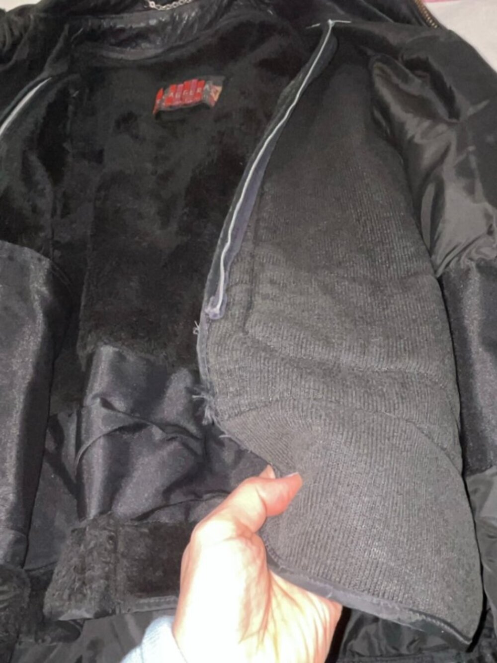 Vintage Black Leather Jacket XL Heavy, Faux Fur Lined, Hidden Pockets Durable - Picture 4 of 13